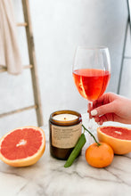 Load image into Gallery viewer, feelin' spritzy soy candle
