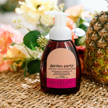 Load image into Gallery viewer, garden party foaming hand soap
