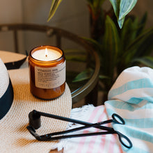 Load image into Gallery viewer, vitamin sea soy candle