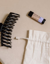 Load image into Gallery viewer, lavender daze lip balm