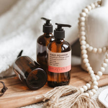 Load image into Gallery viewer, main squeeze hand soap