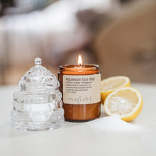 Load image into Gallery viewer, squeeze the day soy candle