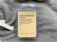 Load image into Gallery viewer, grey sweatpant season wax melt
