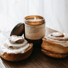 Load image into Gallery viewer, nice buns soy candle

